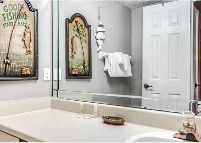 Compass Point Unit 610