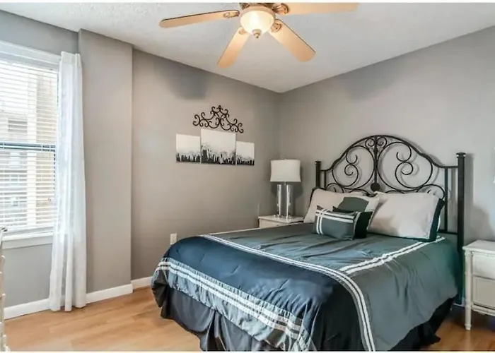 Compass Point Unit 610