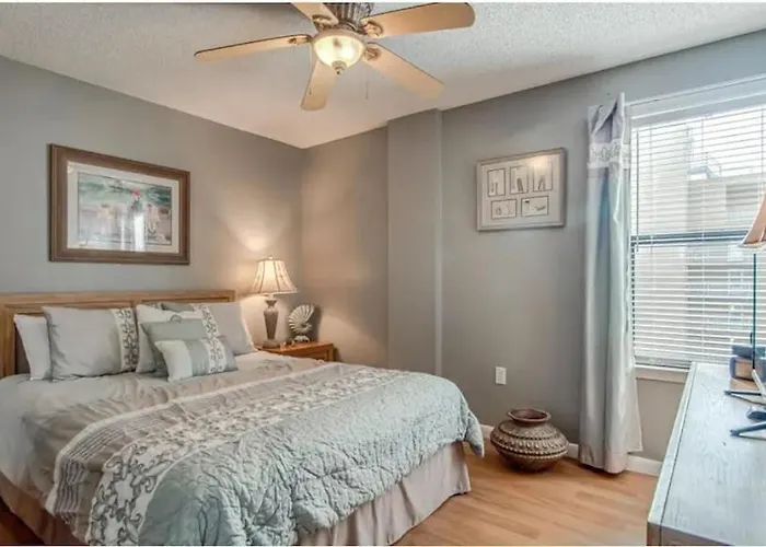 Holiday home Compass Point Unit 610