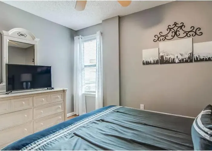 Compass Point Unit 610 *